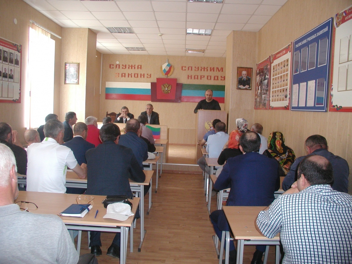 29 июня состоялась очередная 12 сессия Собрания депутатов МО «Чародинский район».